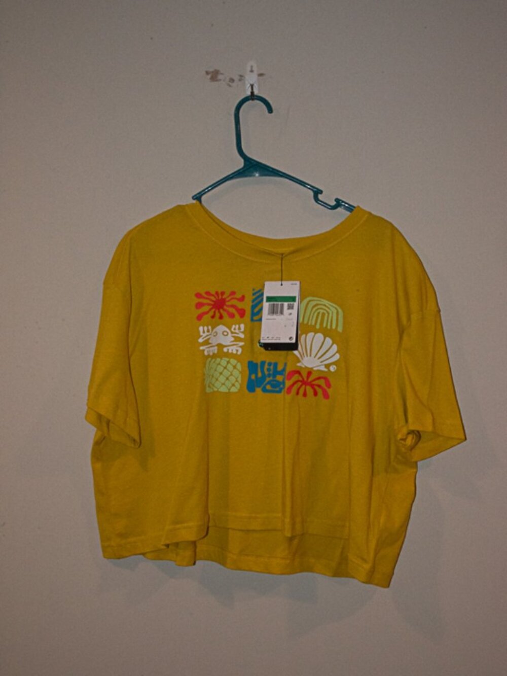 NWT Nike Loose Fit Crop Top Tshirt, Size XL